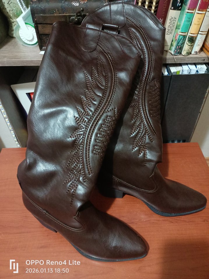 Kahverengi Kadın Deri Dizüstü Botlar - Görsel 2