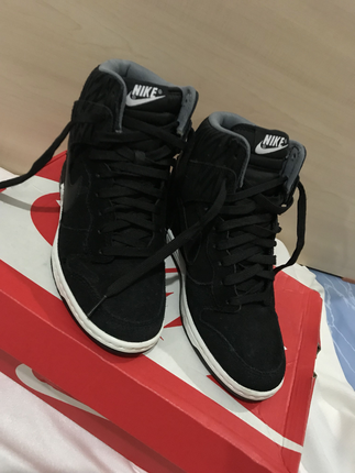 Nike Spor Ayakkabi