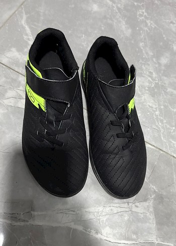 Kipsta decathlon Erkek Çocuk Siyah Yeşil halısaha Ayakkabısı - Görsel 2