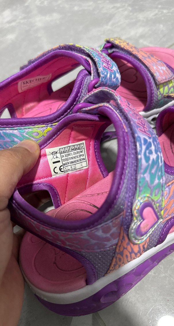 Skechers Renkli Işıklı Kız Sandalet - Görsel 5