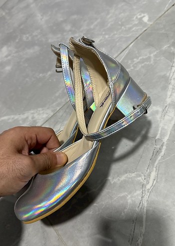 Gri Bağcıklı kız çocuk Topuklu Ayakkabı - Görsel 4