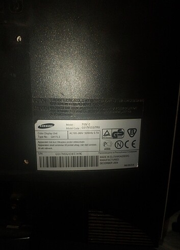 Beden Renk SAMSUNG 710V 17 VGA LCD MONİTÖR