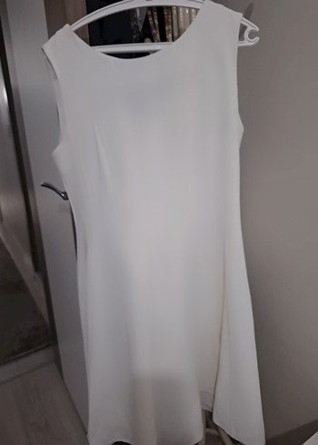 Diğer Beyaz V Yaka Midi Tunik