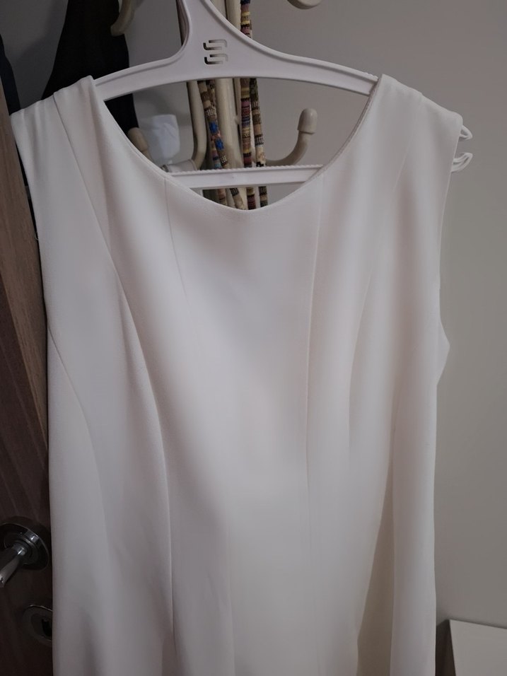Beyaz V Yaka Midi Tunik - Görsel 3