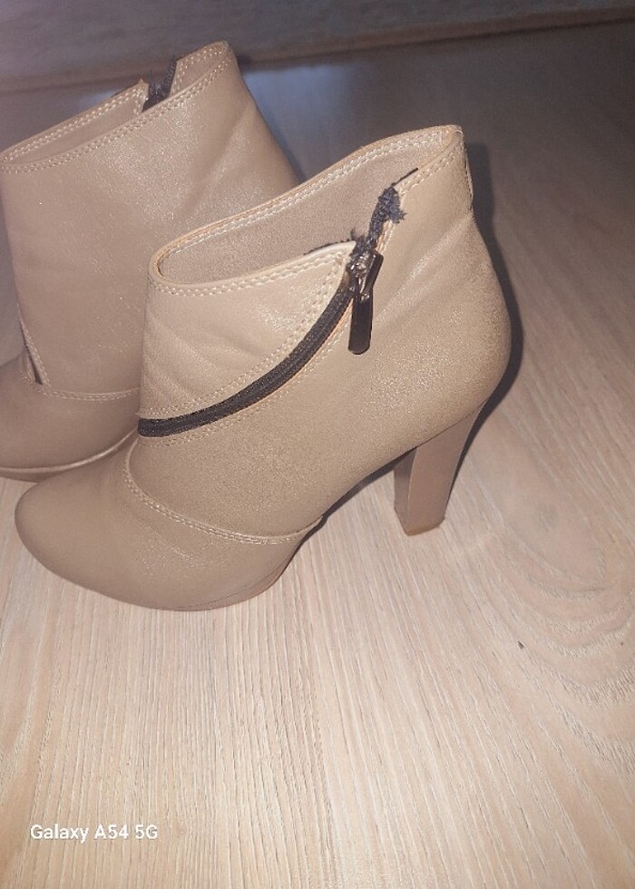 Bot bayan - Görsel 2