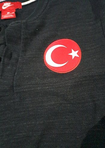 s Beden siyah Pamuklu Kısa Kollu Düğmeli Tişört