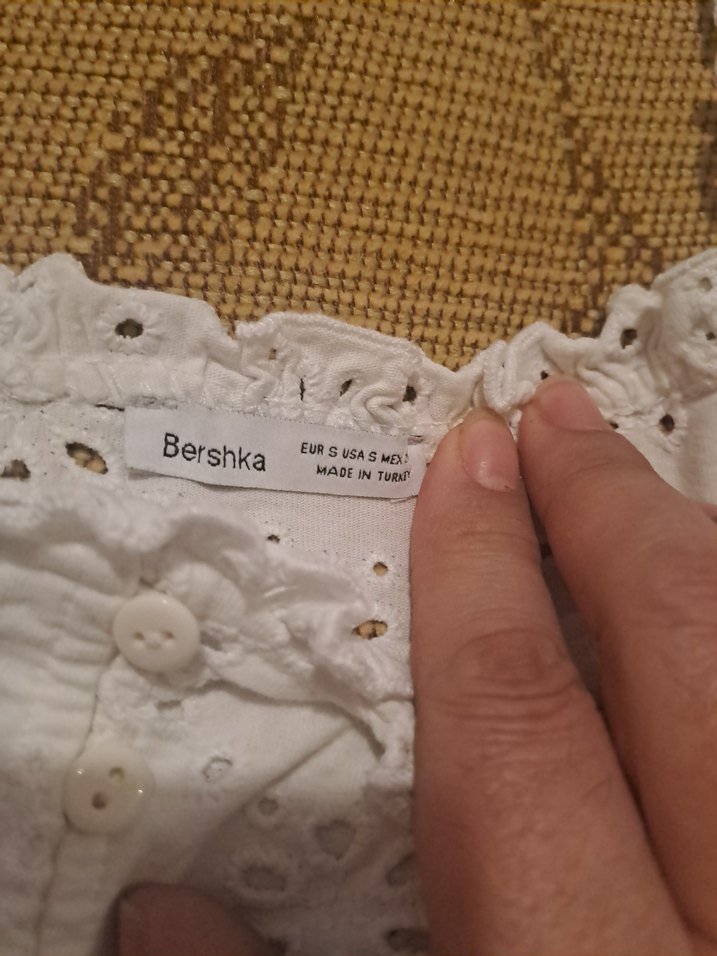 Dantel İşlemeli Beyaz Kısa Büstiyer - Görsel 2