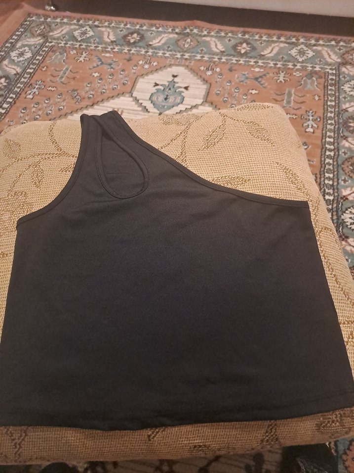 Siyah Tek Omuzlu Crop Top - Görsel 2
