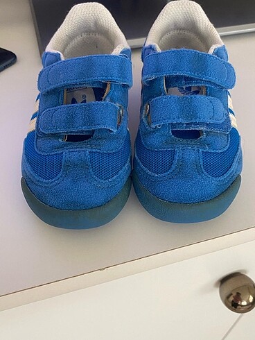 24 Beden Adidas