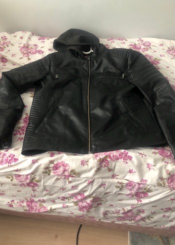 Siyah Kapüşonlu Deri Biker Ceket - Görsel 2