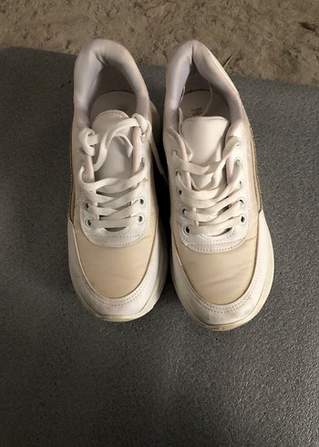 Nike Gri Dolgu Topuklu Kadın Spor Ayakkabı