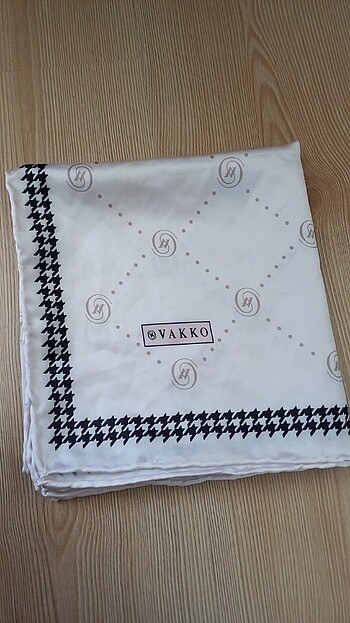  Beden Vakko ithal twil eşarp