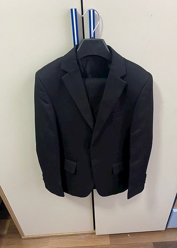 Siyah takim elbise - Görsel 4