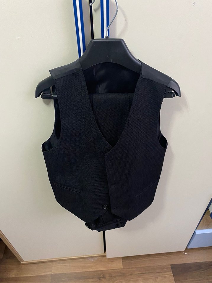 Siyah takim elbise - Görsel 3