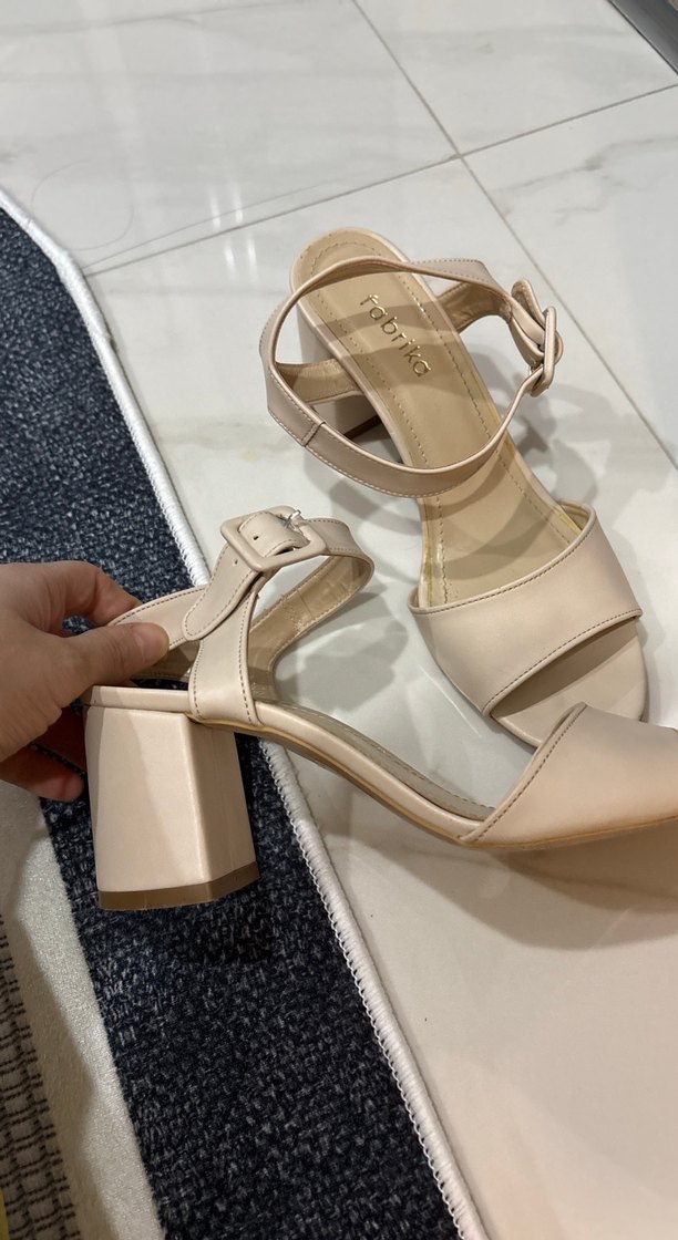 Bej Kadın Topuklu Günlük Sandalet - Görsel 3