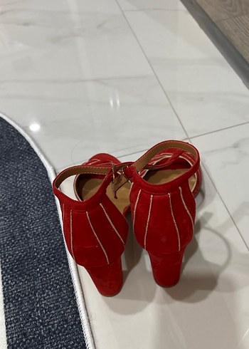 Klasik Kırmızı Süet Topuklu Kadın Ayakkabı - Görsel 7
