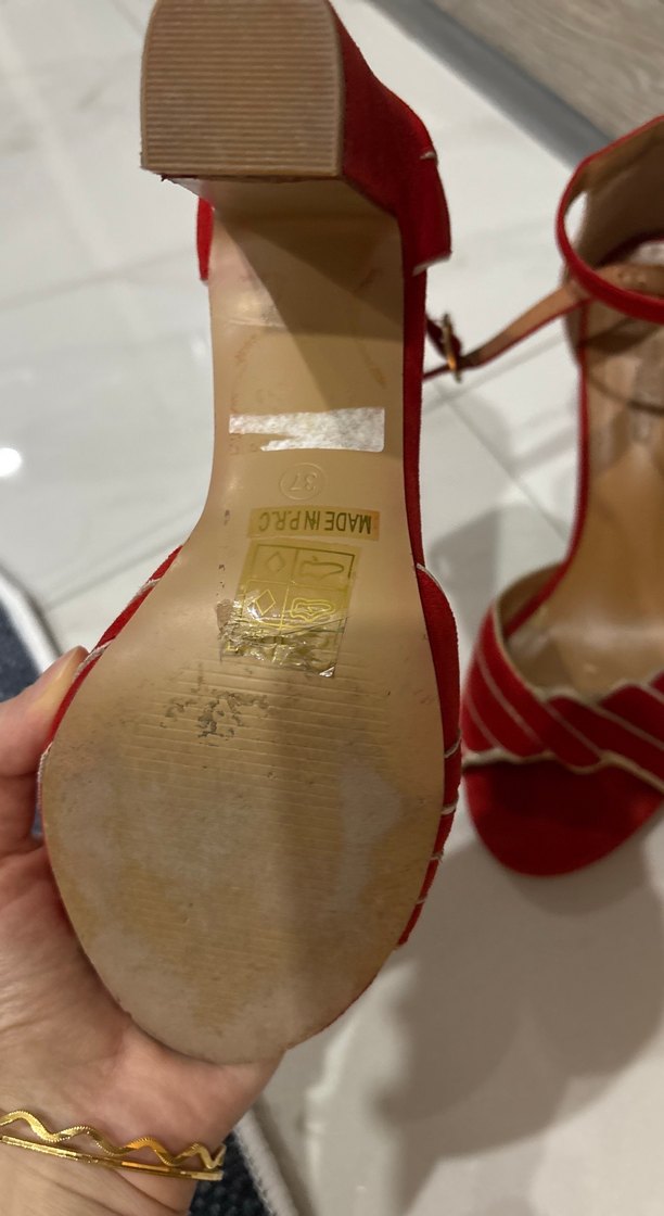 Klasik Kırmızı Süet Topuklu Kadın Ayakkabı - Görsel 3