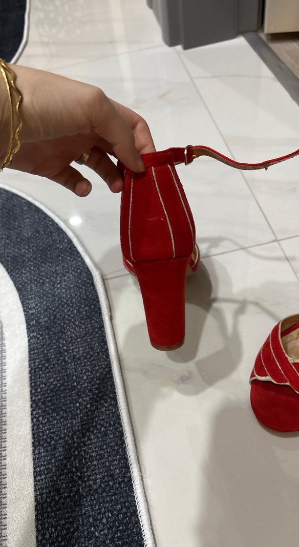 Klasik Kırmızı Süet Topuklu Kadın Ayakkabı - Görsel 4