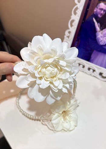 Dantel Detaylı Beyaz Bohem Saç Aksesuarı - Görsel 3