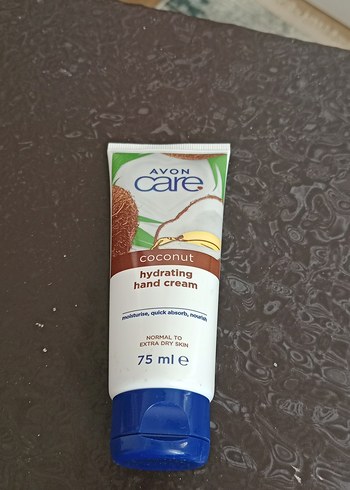 AVON Hindistan Cevizi Nemlendirici El Kremi 75 ml