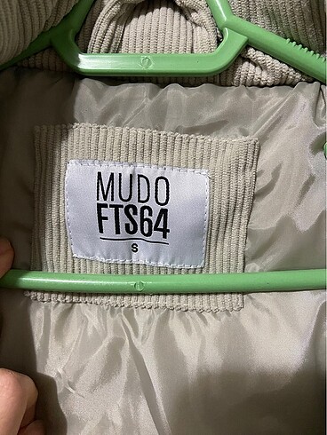 s Beden beyaz Renk Mudo mont