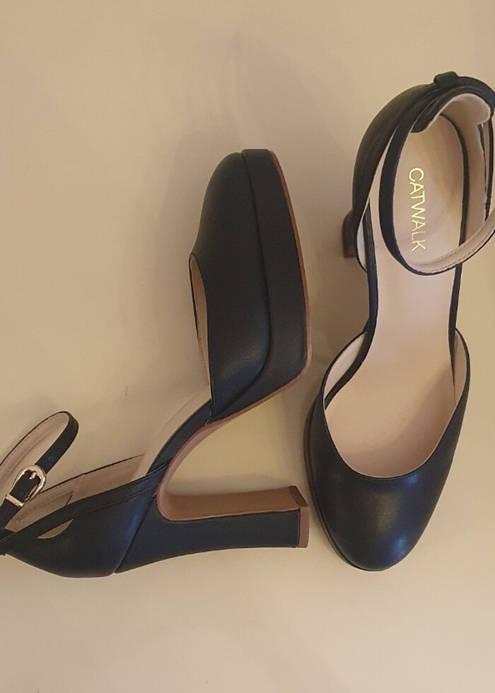 Catwalk Ayaklabi - Görsel 2