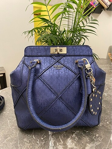 Guess çanta