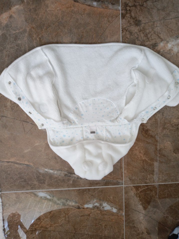 Kapüşonlu Polarlı Beyaz Çocuk Mont - Görsel 4