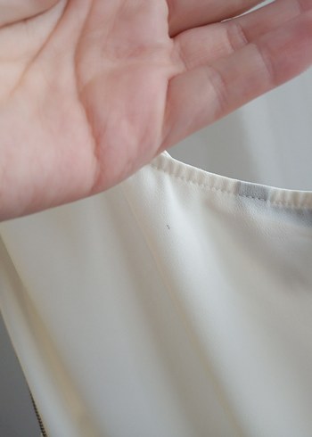 Beyaz Kolsuz Kadın Bluz - Görsel 5