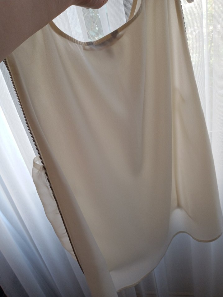 Beyaz Kolsuz Kadın Bluz - Görsel 4