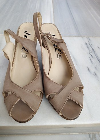 Vizon Deri Dolgu Topuklu Kadın Sandalet - Görsel 7