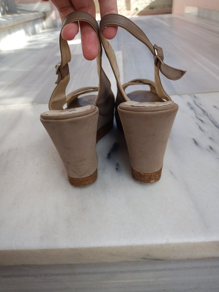 Vizon Deri Dolgu Topuklu Kadın Sandalet - Görsel 3