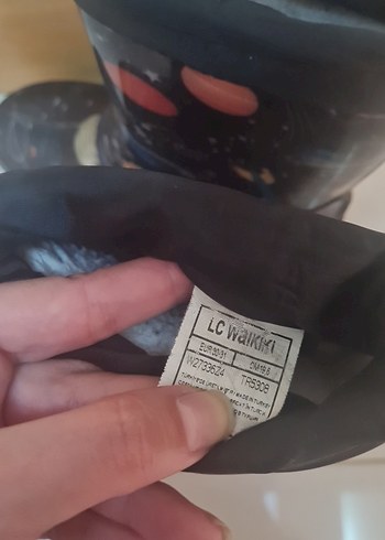 Çocuklar için Çok Renkli Desenli Kauçuk Botlar - Görsel 2