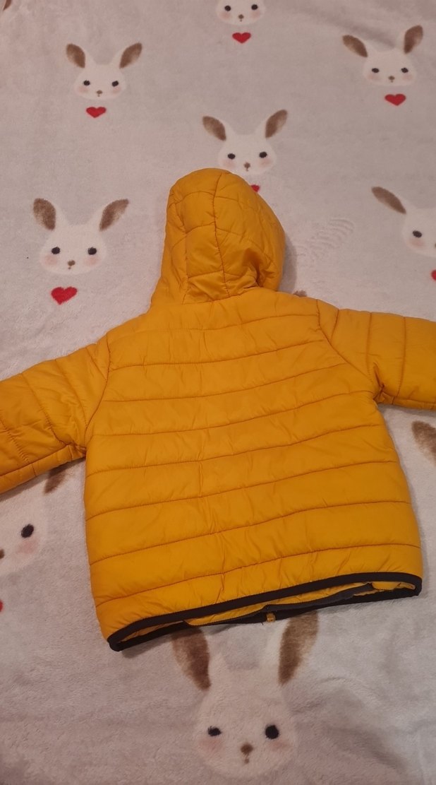 Sarı Kapüşonlu Erkek Çocuk Mont - Görsel 4