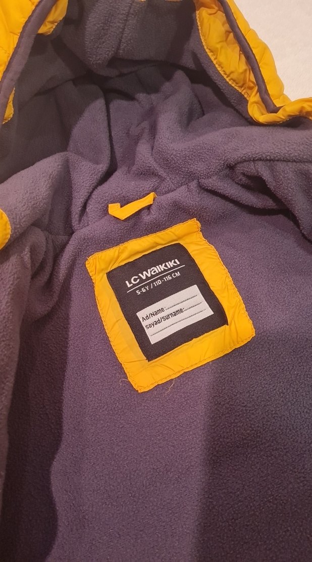 Sarı Kapüşonlu Erkek Çocuk Mont - Görsel 5