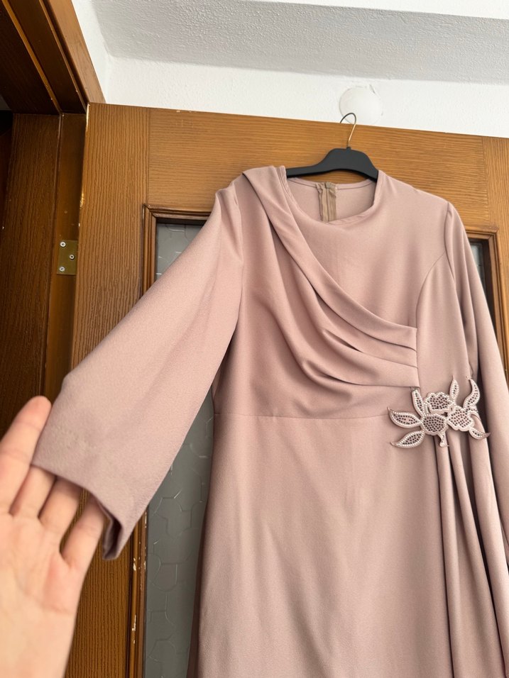 Bej Drapeli Kadın Uzun Abiye Elbise - Görsel 4