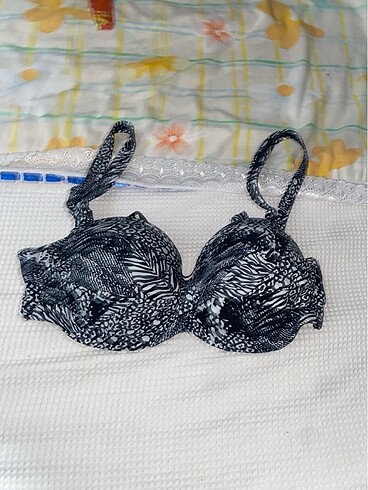 penti bikini üstü