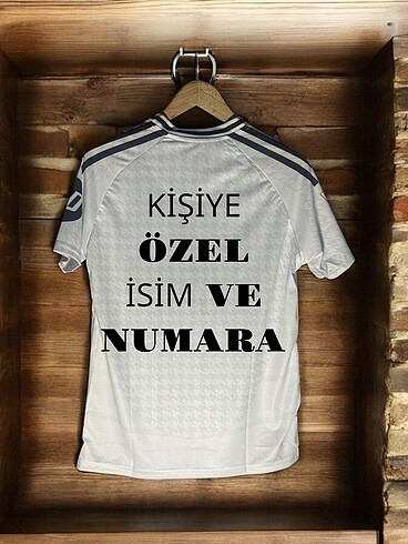 Kişiye özel baskılı Real Madrid futbol forması