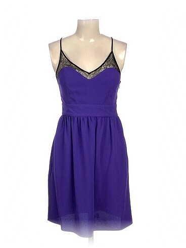 Love Moschino Kısa Elbise %70 İndirimli.