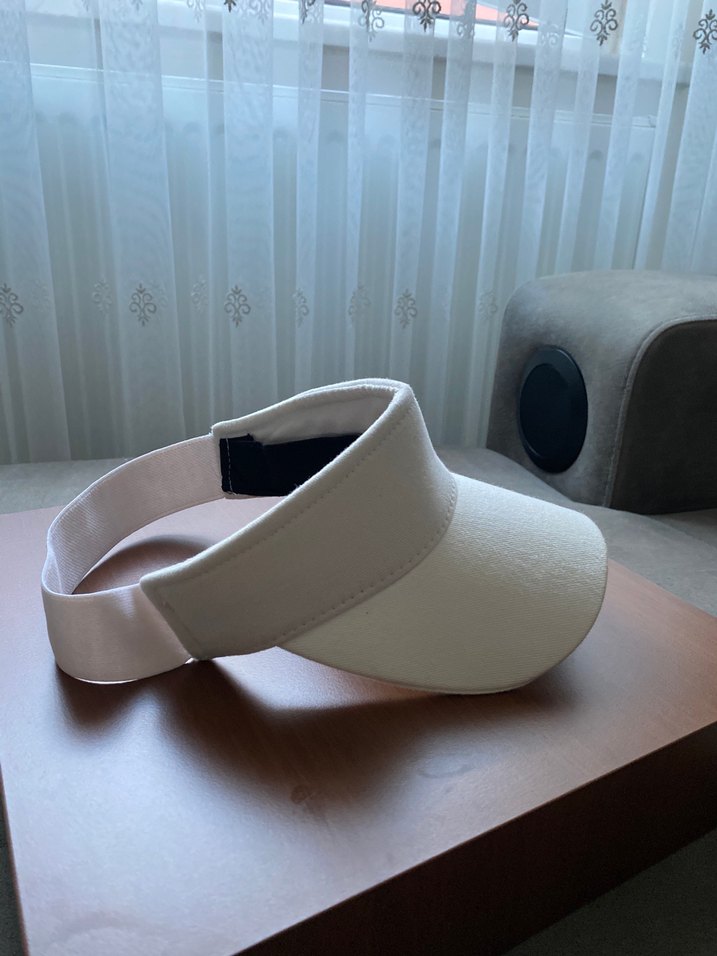 Kadın Beyaz Ayarlanabilir Şapka - Görsel 3