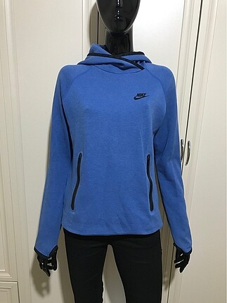 Nike dik yaka kapüşonlu parmak detaylı sweatshirt