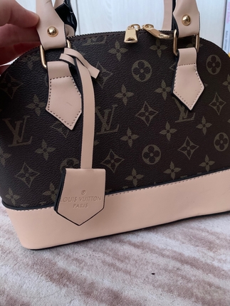 Louis Vuitton Ufak çanta