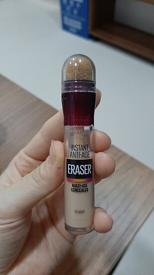 Maybelline eraser kapatici
