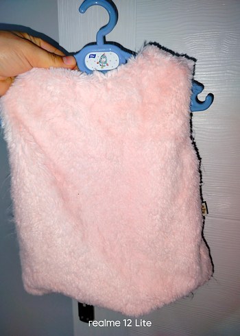 Kız Çocuk Pembe Kürklü Halter Yelek - Görsel 3