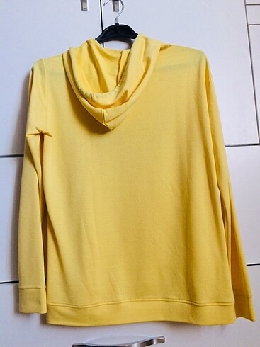 l Beden Sarı renk sweatshirt