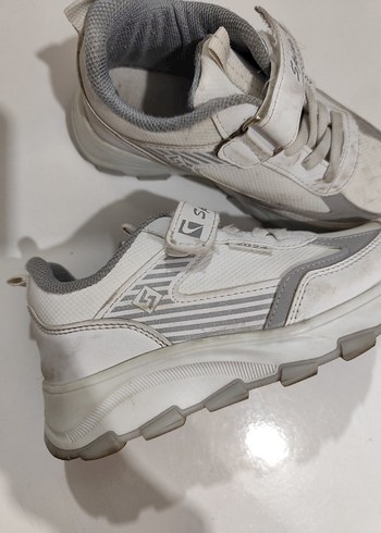 Adidas Kız Çocuk Beyaz Spor Ayakkabı Velcro