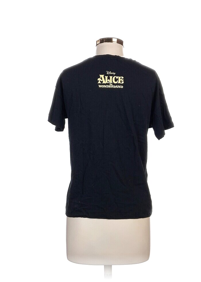 Stradivarius T-shirt %70 İndirimli. - Görsel 3