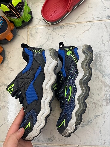 30 Beden mavi Renk Skechers ayakkabı