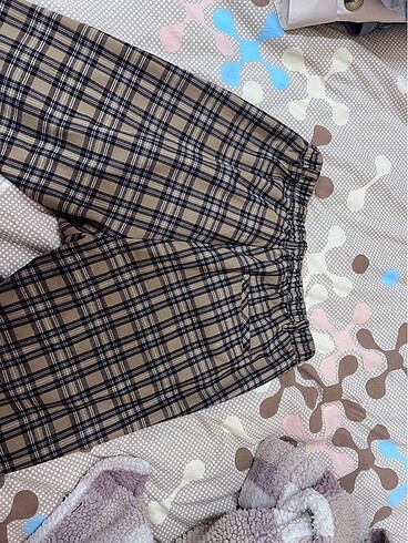 l Beden Pull bear pantolon