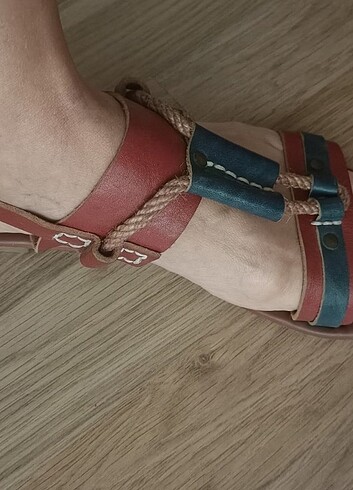 37 Beden çeşitli Renk Sandalet